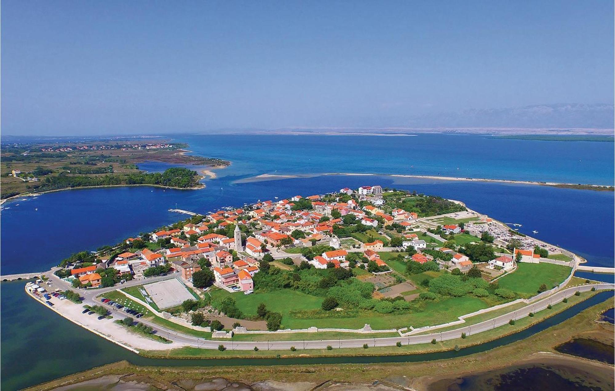Cozy Home In Vrsi With Wifi Εξωτερικό φωτογραφία