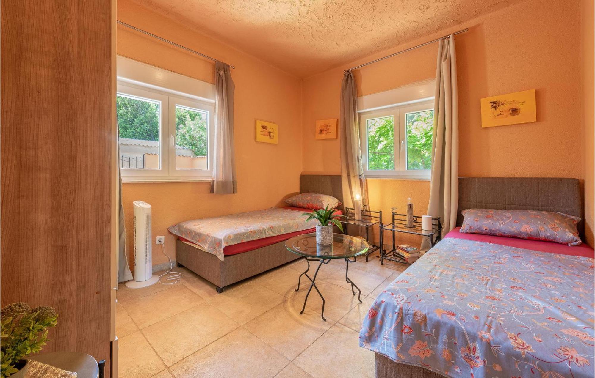 Cozy Home In Vrsi With Wifi Εξωτερικό φωτογραφία