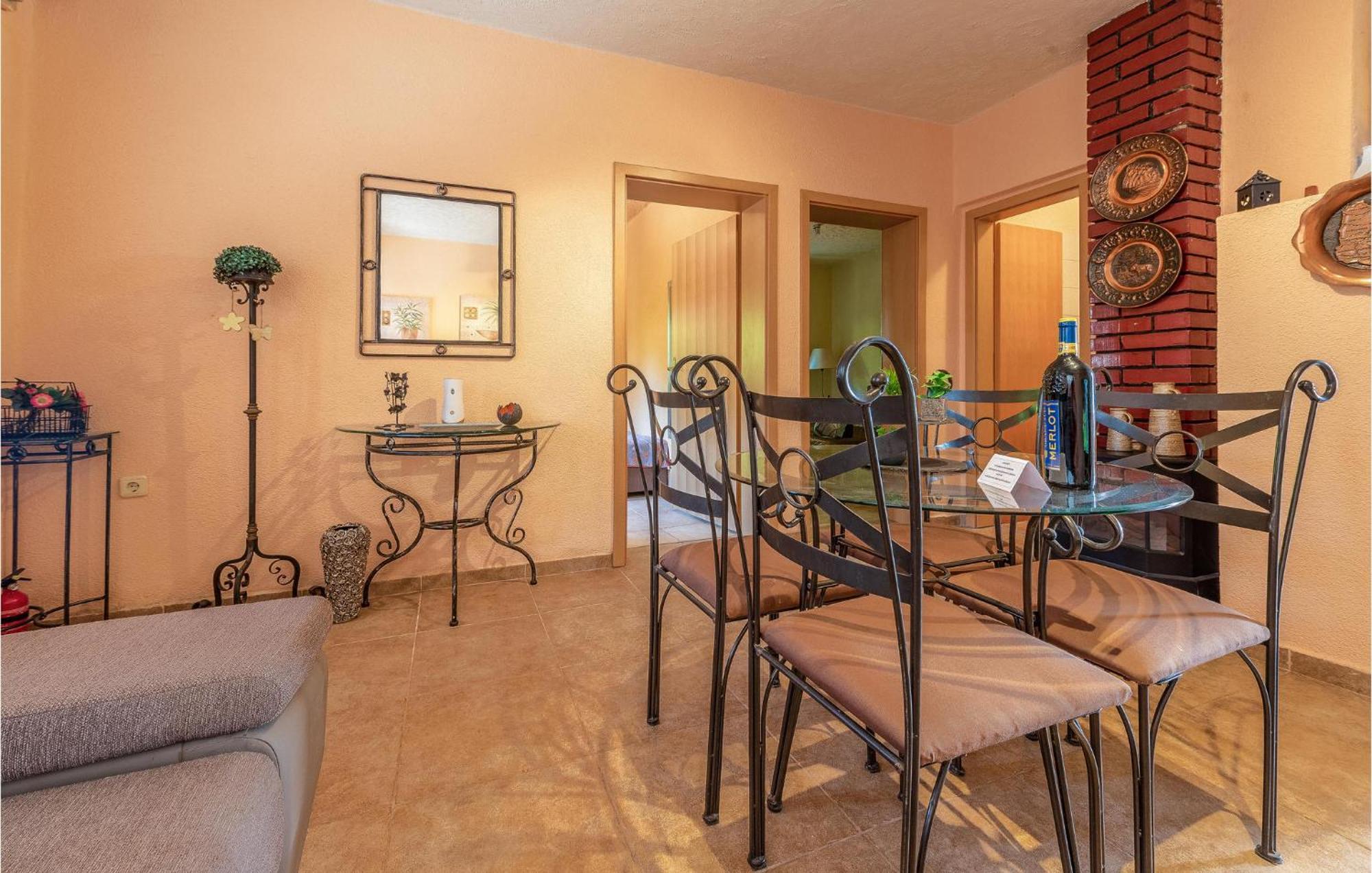 Cozy Home In Vrsi With Wifi Εξωτερικό φωτογραφία